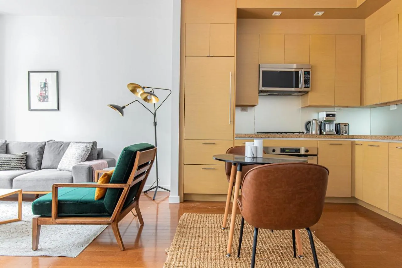 Апартаменты Midtown 1Br W Doorman Gym Nr Theater District Nyc-595 Нью-Йорк